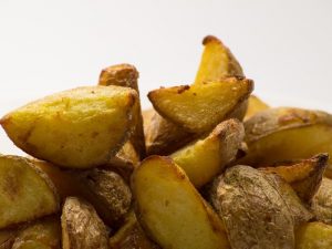 Wawancara dengan Peyek, Remahan yang Dipinggirkan namun Sadar Diri