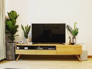 Saya Nonton Home TV Shopping Malam-malam dan Berakhir Membeli Barangnya