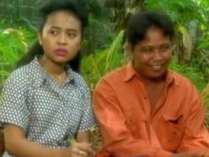 Si Doel Anak Sekolahan Episode 4, Musim 2: Mandra dan Munaroh Backstreet