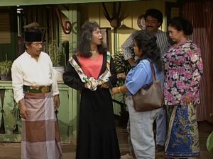 Si Doel Anak Sekolahan Episode 14, Musim 2: Doel Dapat Kabar tentang Sarah, Mandra Patah Hati Lagi