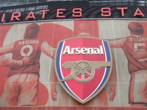 Arsenal Tak Lagi Pakai Taktik Insyaallah, Mendikte City dari Kedalaman