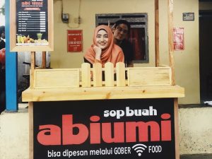 5 Alasan Keluarga Mbak Amira Tukang Ojek Pengkolan Adalah Keluarga Sinetron Idaman
