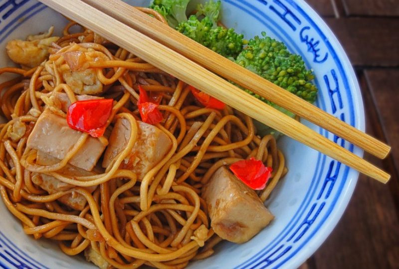  Makan Mie Ayam Itu Harus Pakai Sumpit Titik Terminal Mojok