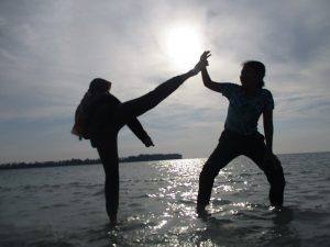 Menjadi Wasit Juri Pencak Silat Itu Seperti Lagunya Armada: Pergi Pagi Pulang Pagi