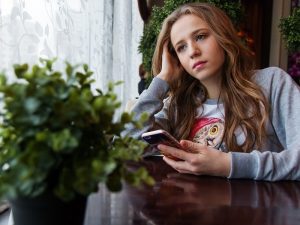 5 Cara Meringankan Beban Quarter Life Crisis