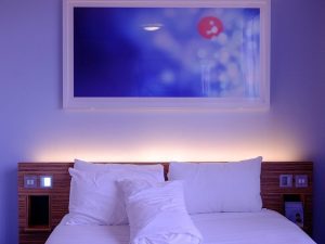 Cara Membedakan Hotel Esek-esek dan Hotel Beneran biar Nggak Salah Masuk