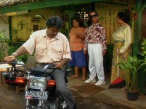 Si Doel Anak Sekolahan Episode 21, Musim 3: Ahong Ngomong ke Orang Tua Zaenab