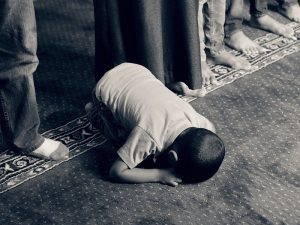 Ngaji Mazhab Khusyuk atau Mazhab Santuy, Pilih Mana?