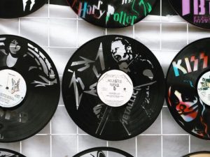 Tren Rilisan Fisik Memang Sudah Tidak Menjanjikan Lagi bagi Musisi
