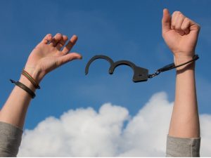 Dopamine Detox, Cara untuk Tetap Waras dari Candu Dunia
