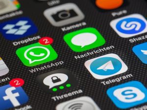 Dilema Privasi Saat Ingin Keluar dari Grup WhatsApp