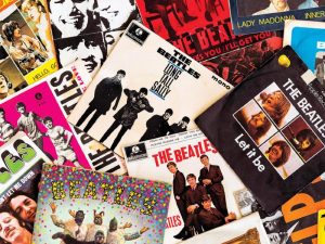 Kiat-kiat Menjadi Beatlemania Hipster