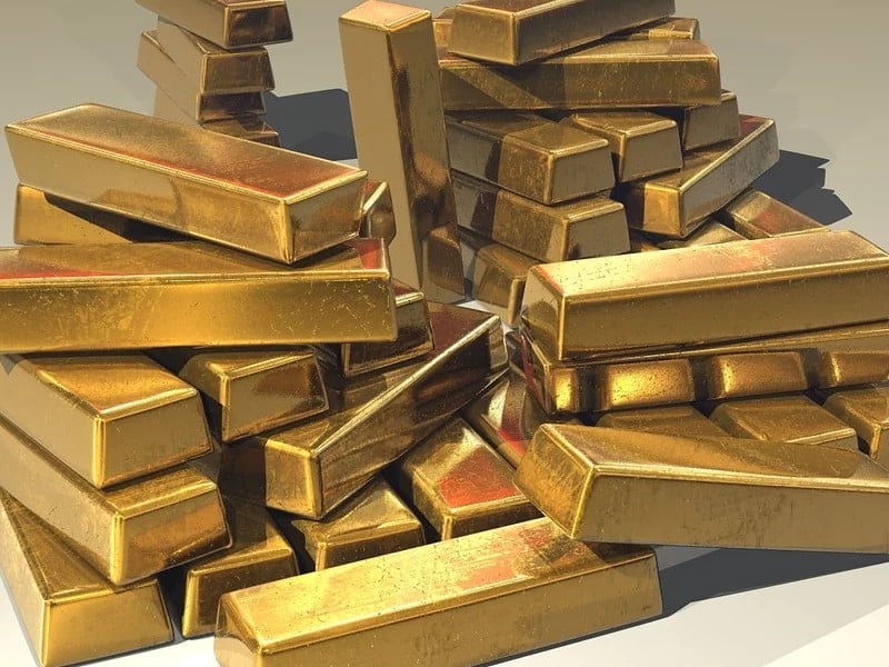 emas logam mulia tabungan bank ekonomi stabilitas mojok