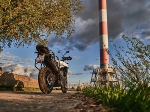Honda Tiger Itu Keren dan Nyaman, tapi Tunggu Sampai Tangki Bensinnya Bocor