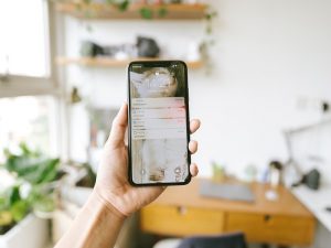 Orang yang Menumpuk Notifikasi Sebaiknya Dirukyah Ningsih Tinampi