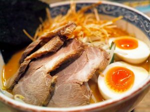 Pengalaman Memalukan Saat Pertama Kali Makan di Restoran Jepang