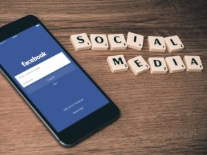 Memisahkan Aplikasi Messenger dari Facebook, Bikin Ribet dan Memecah Silaturahmi