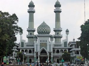 6 Rekomendasi Pesantren Dekat Kampus di Malang