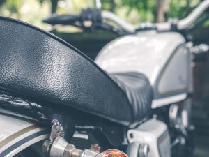 Salah Paham Istri Soal Karakteristik Suspensi pada Kendaraan