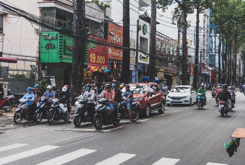 Pengemudi Jalan  Raya Solo Semarang  Adalah Orang yang 