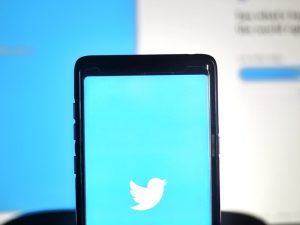 Panduan Cepat untuk Jadi Sosok yang Terkenal di Twitter