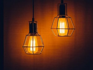 Kesetrum Listrik Negara: Menguak Kerugian PLN yang Tak Berujung