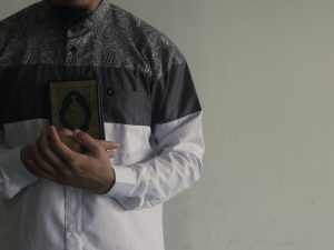 Pengalaman Saya yang Pernah Pacaran dengan Seorang Jamaah atau Syarifah