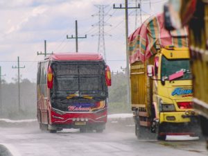 Menghitung Potensi Basah Kuyup ketika Bepergian Saat Musim Hujan