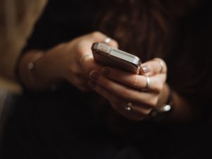Golongan Orang yang Fast Respons Itu Bukanlah Sebuah Aib