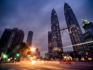 Lagu Malaysia, yang Dibenci dan yang Tetap Masuk ke Hati