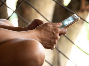Media Online yang Kebanyakan Pasang Iklan Banget Itu Niat Menyuarakan Pendapat atau Nyari Duit Doang, sih?