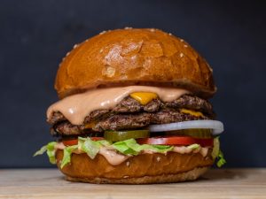 Saran untuk Plankton: Cara Jitu Curi Resep Krabby Patty Tanpa Gagal