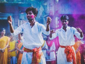 Jangan-jangan Negara yang Sering Disindir Film India Itu Indonesia?