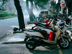 Tips yang Perlu Diketahui Saat Memakai Motor Matic ke Daerah Pegunungan