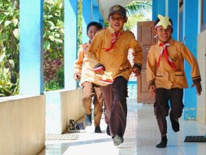 Celana Pramuka Adalah Celana Paling Multifungsi yang Pernah Saya Pakai