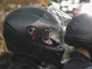 Helm INK KW VS BMC Ori: Helm Budget Pas-pasan Mana yang Mending Dipilih?