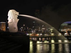 Patung Merlion di Madiun Nggak Perlu Digugat karena Orang Kampung pun Berhak Bahagia