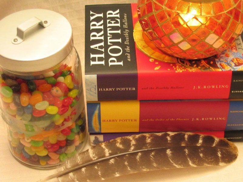 keluarga weasley Mengenang Kembali Kejayaan Novel Harry Potter Terminal Mojok