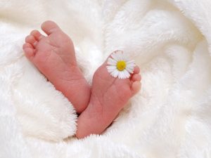 Keribetan yang Terjadi Akibat Nama Bapak Nggak Ada di Akta Kelahiran