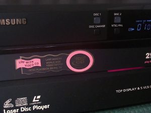 Jauh Sebelum Kehadiran Netflix, Saya Merasakan Era Tukang Rental Laser Disc Keliling