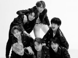 Rame E-commerce Gaet Bintang K-Pop, Siapa yang Paling Pecah?