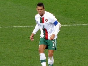 Betapa Anehnya Jika Ballon d’or Tahun Ini Masih Didominasi Messi dan Ronaldo