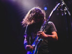 Tidak Hanya Lagu Pop atau Balad, Lagu Rock Juga Bisa Bikin Kita Menangis