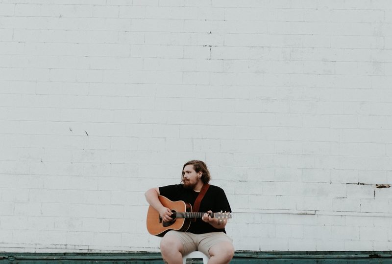 Chordtela Adalah Solusi Bagi Orang Yang Skill Gitarannya Pas Pasan Kayak Saya Terminal Mojok