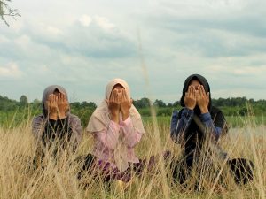 Biarkan Perempuan Berjilbab seperti Saya Bebas Berekspresi dan Menjadi Diri Sendiri