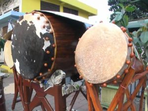 Bikin Resah Warga seperti Saya, Mending Tradisi Sunda ‘Ngadulag’ Dihilangkan Saja!