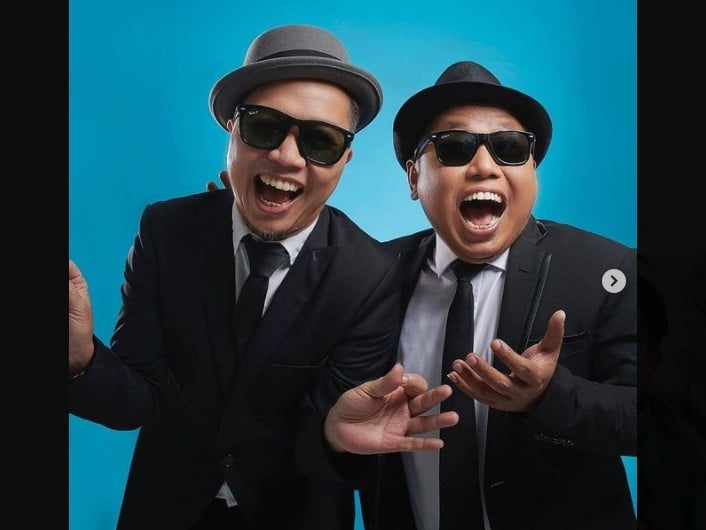 Double Dobol, Proyek Musik Duo Sandhy Sondoro dan Narji yang Gemparkan Dunia Permusikan Indonesia terminal mojok.co