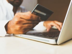 5 Alasan Sebaiknya Kita Nggak Daftar dan Pakai Shopee Paylater