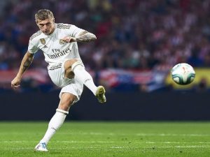 Toni Kroos dan Adidas Adipure 11Pro Mengajarkan bahwa Nyaman Itu Sederhana