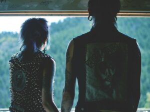 Lagu-lagu yang ‘Dianggap’ Emo yang Bikin Orang Suka sama Emo